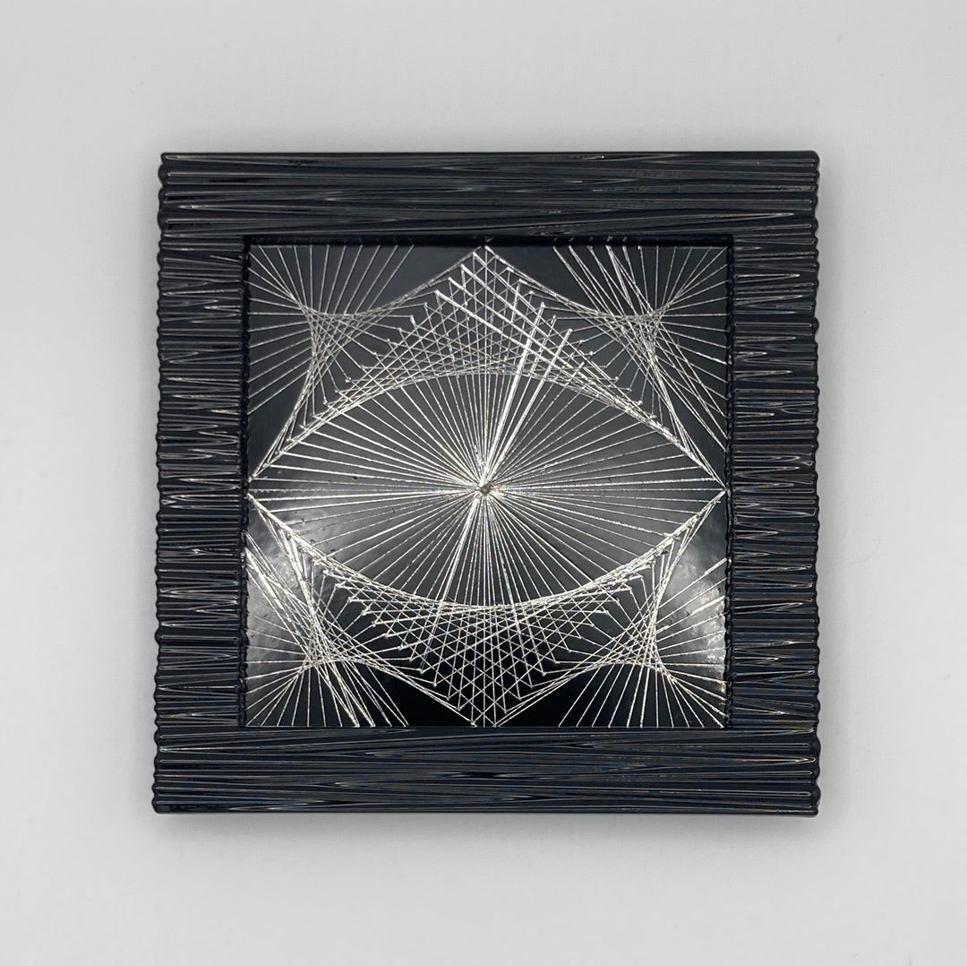 Framed Tri-Dot Tile 157