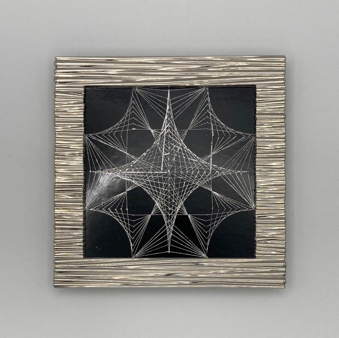 Framed Tri-Dot Tile 158