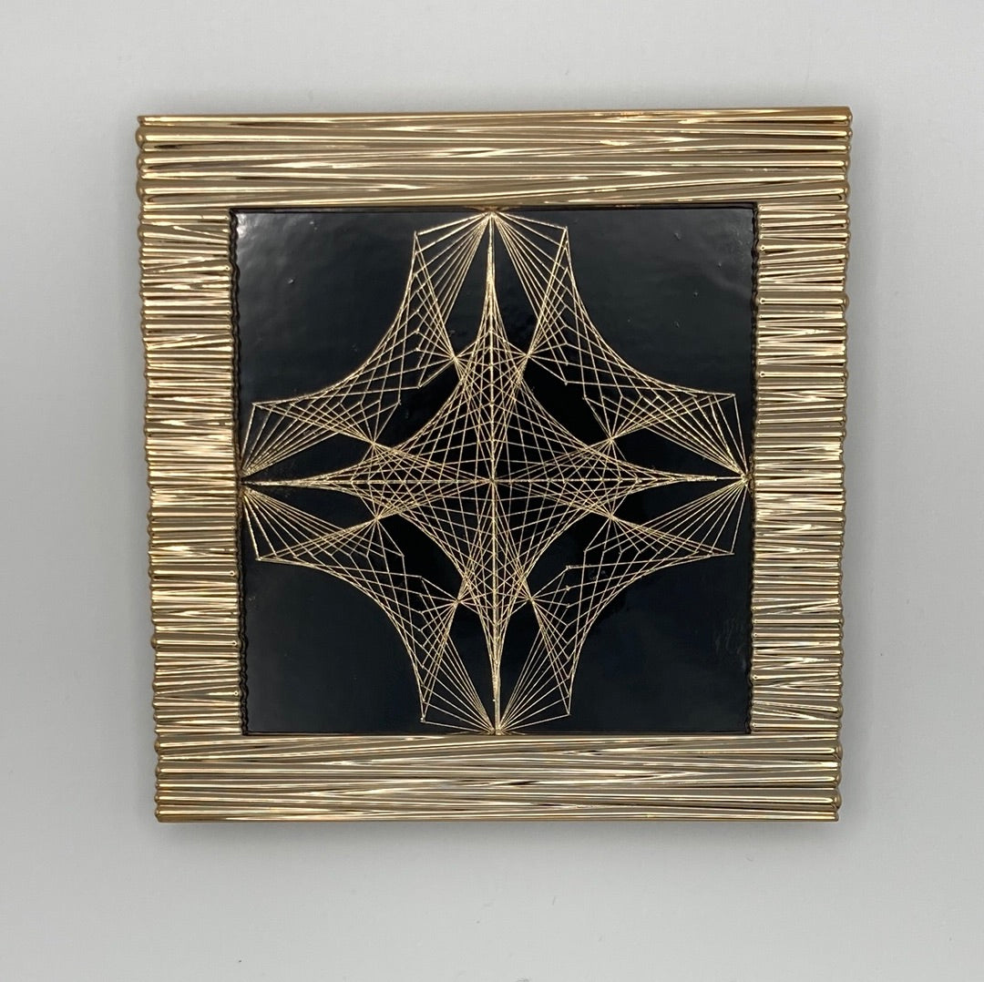 Framed Tri-Dot Tile 161