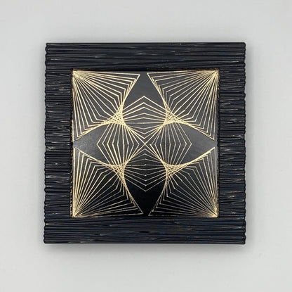 Framed Tri-Dot Tile 154